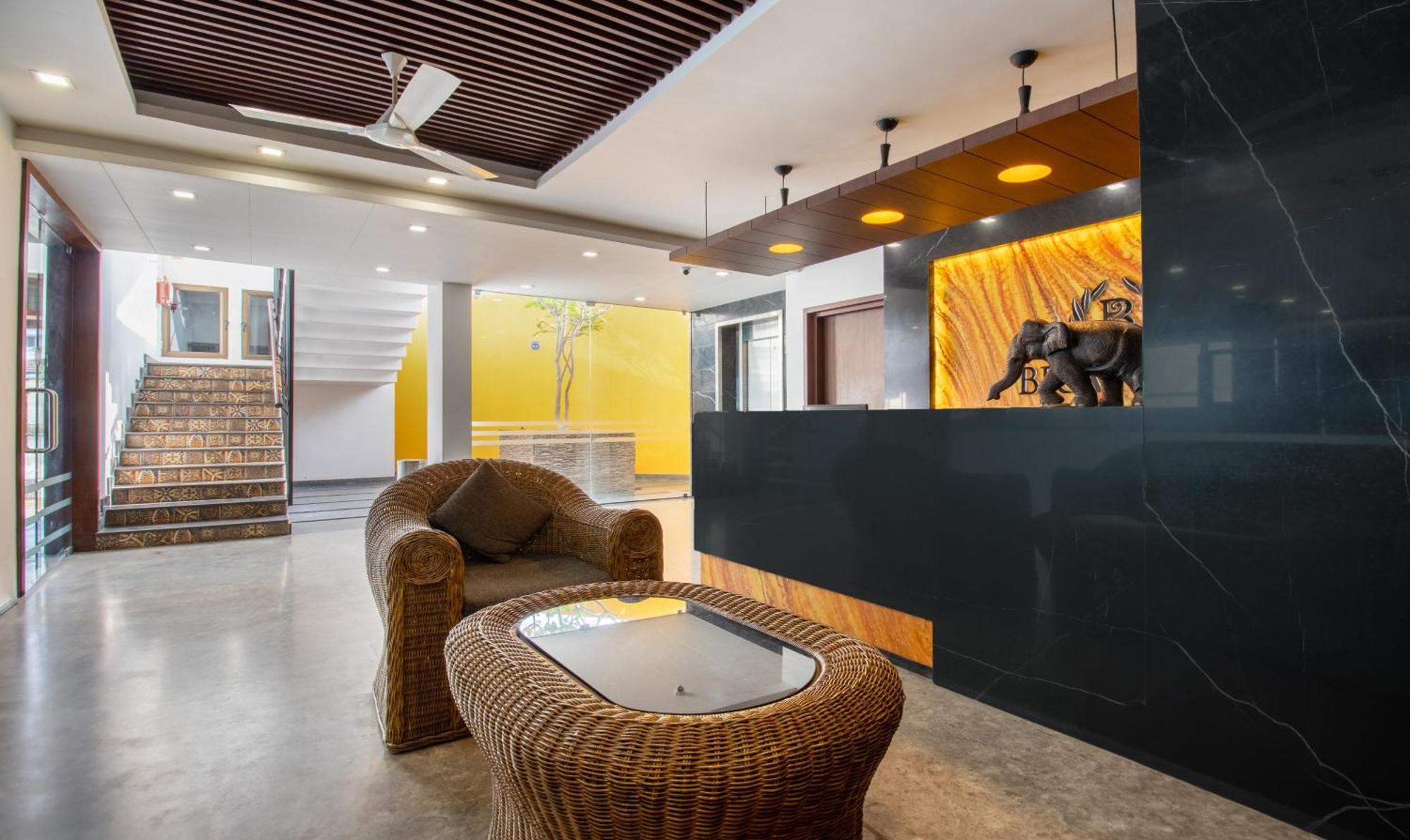 Treebo Brahma, Wayanad Hotel Sultan Bathery Exterior photo